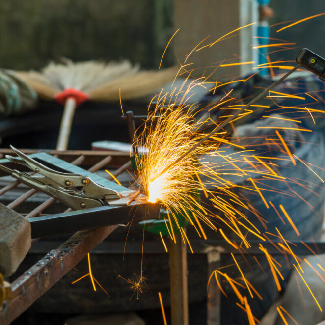 już spawarka inwertorowa do 500 zł pozwoli na skuteczną pracę