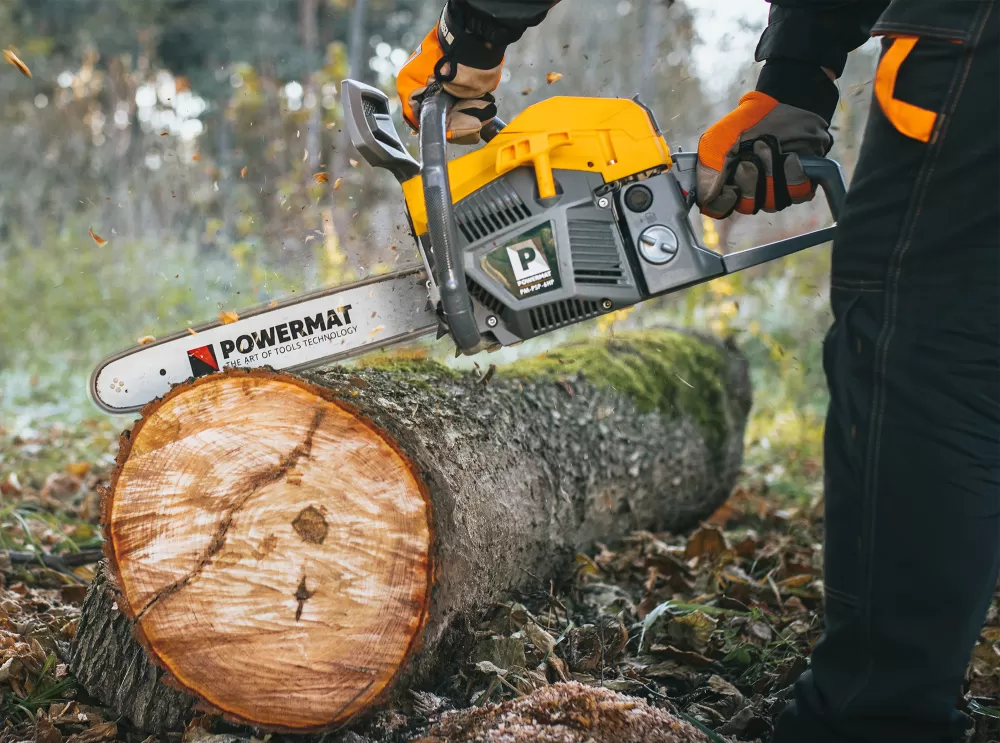 Jaka piła spalinowa najlepsza? Porady i wskazówki