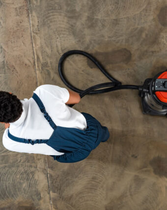 Jaki odkurzacz przemysłowy? Wskazówki