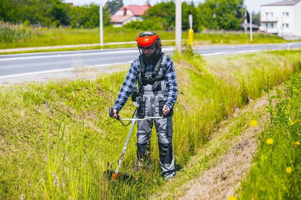 Kosa spalinowa – ranking polecanych modeli