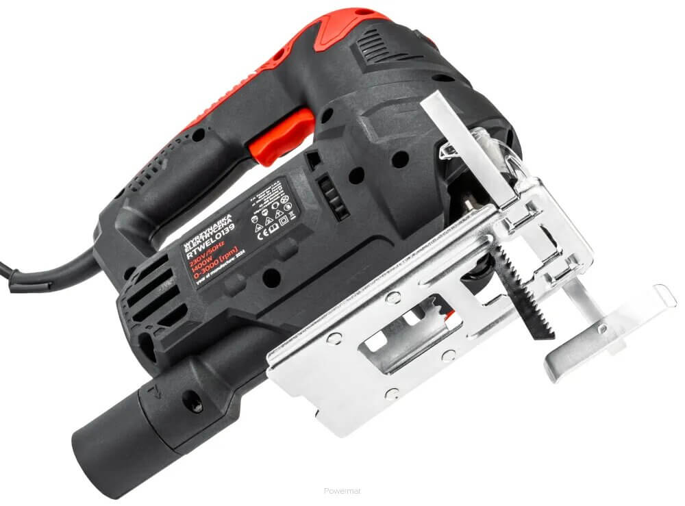 Czym ciąć panele winylowe? Wyrzynarką elektryczną