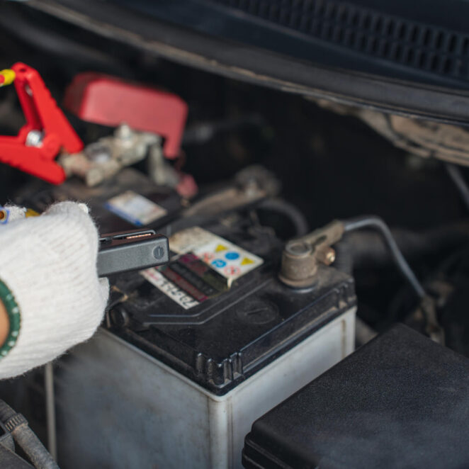 Jak naładować akumulator? Najlepsze metody